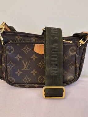 Louis Vuitton Multi Pochette Accessoires Monogram | Coin Purse Included